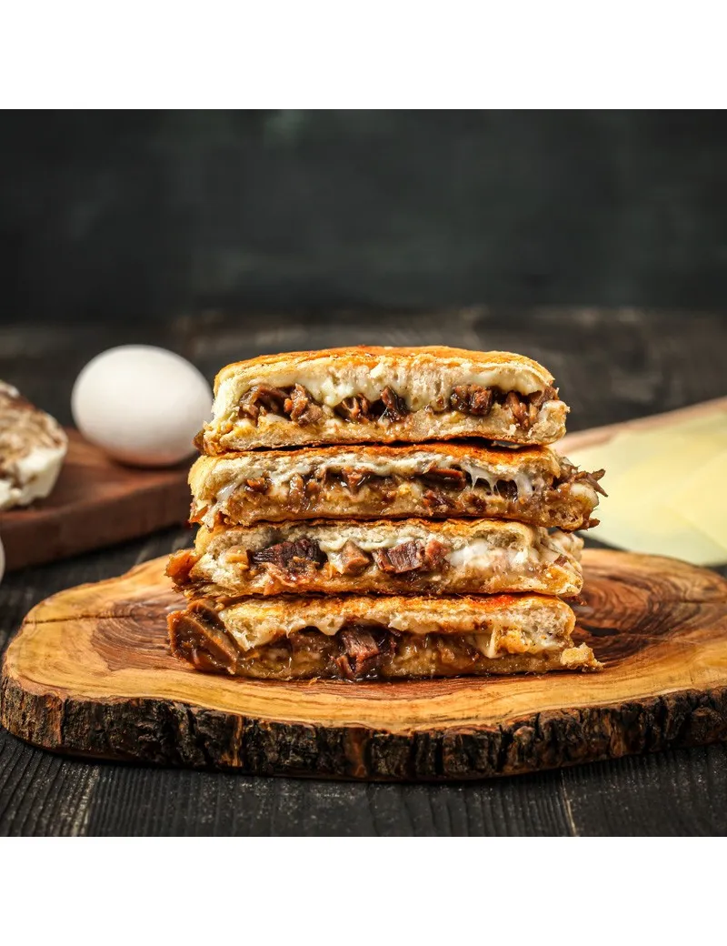 Kavurmalı Kaşarlı Tost